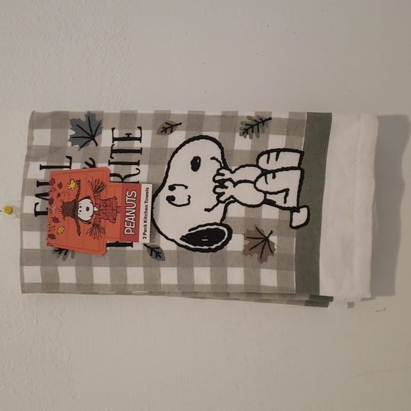 Peanuts Kitchen Nwt Peanuts Snoopy Fall Is My Favorite 2 Pack
